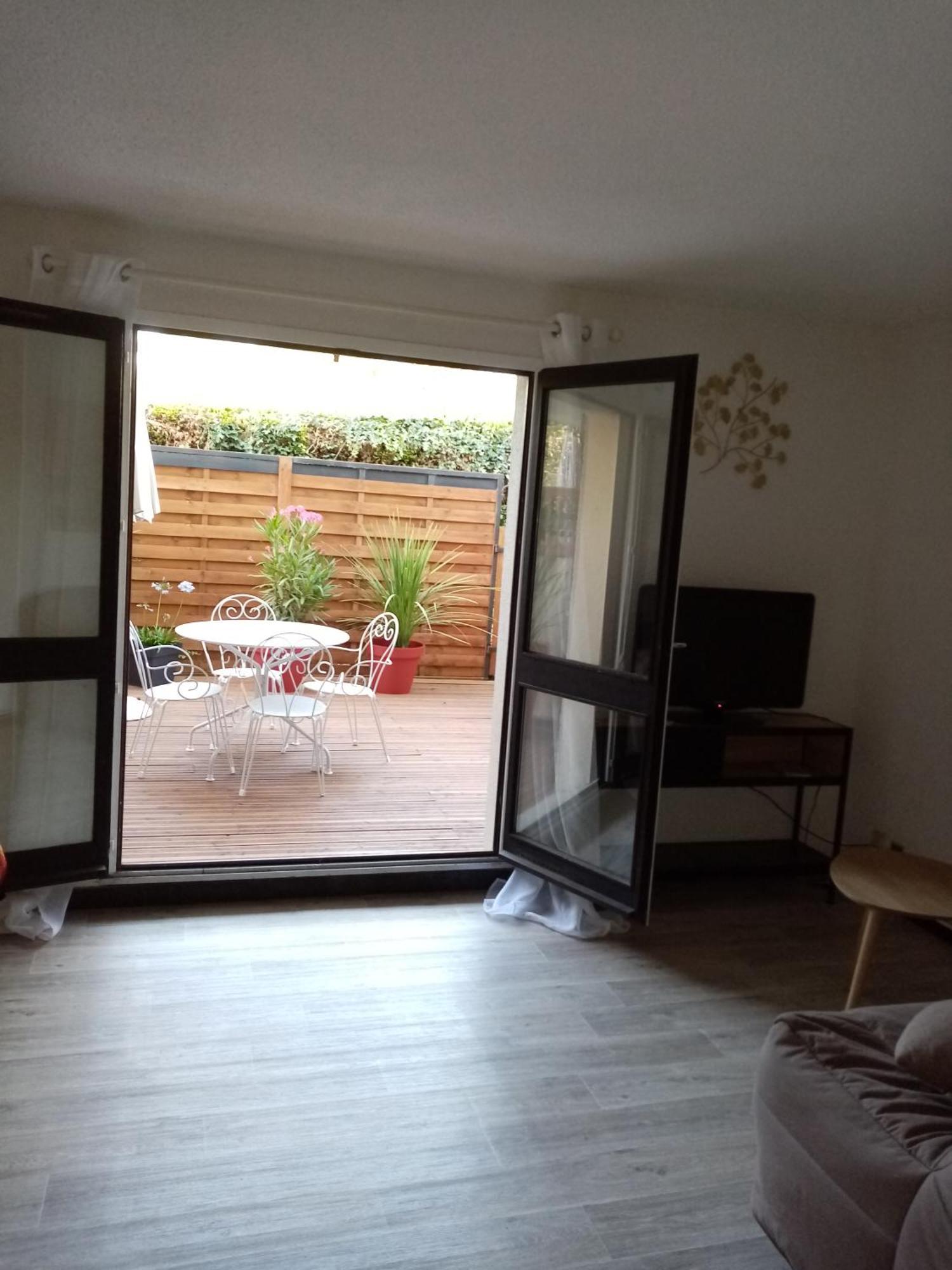 Cabourg Agreable T2 Residence Calme - Terrasse 20M2 - Animaux Bienvenus エクステリア 写真
